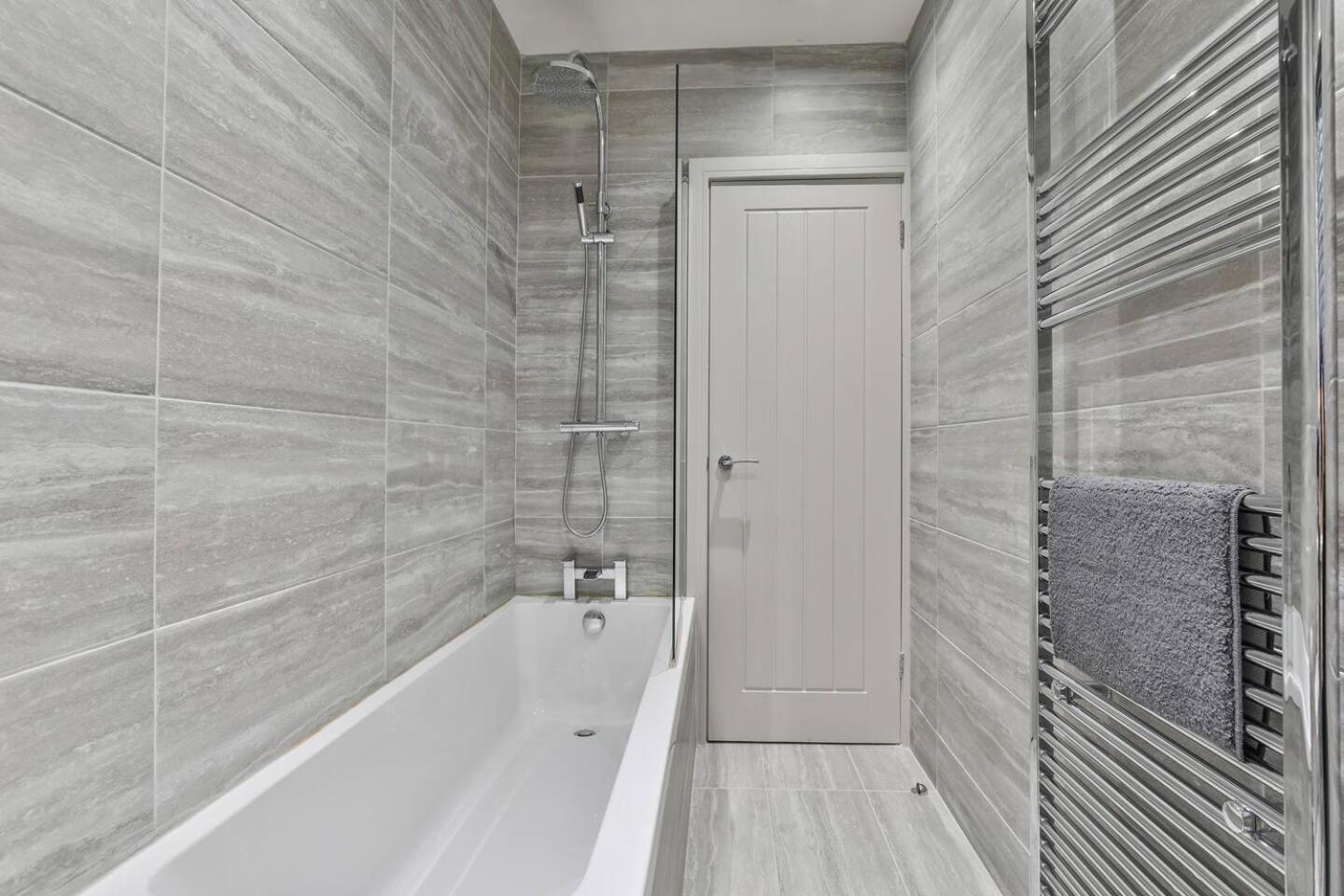 Magnificent, Renovated Whole House With Garden Villa Sheffield Ngoại thất bức ảnh